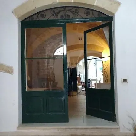 Casa D'artista & Garden Bed & Breakfast