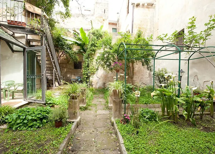 Casa D'artista & Garden לינה וארוחת בוקר 4*
