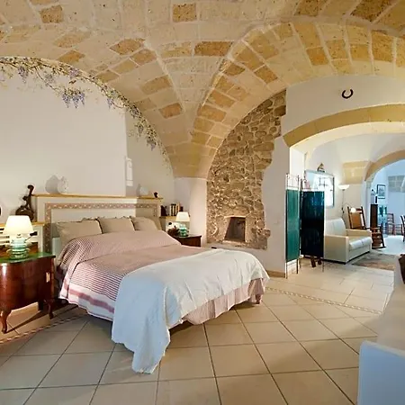 Casa D'artista & Garden Bed & Breakfast