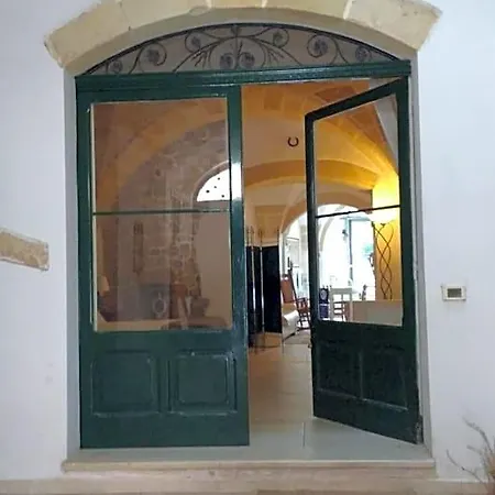 Casa D'artista & Garden 4* Lecce