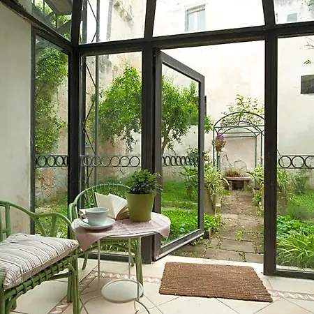 Bed & Breakfast Casa D'artista & Garden 4*