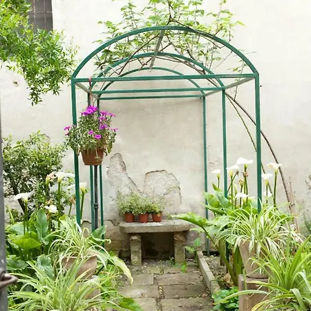 לינה וארוחת בוקר Casa D'artista & Garden